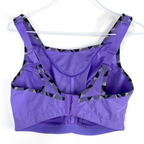 GLAMORISE No-Bounce Support Camisole Bra in Purple - Picture 4 of 9